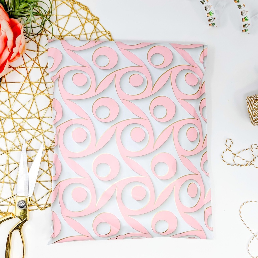 25 14X17 Pink Swirl Poly Mailers PRICE IS FIRM - Picture 3 of 5